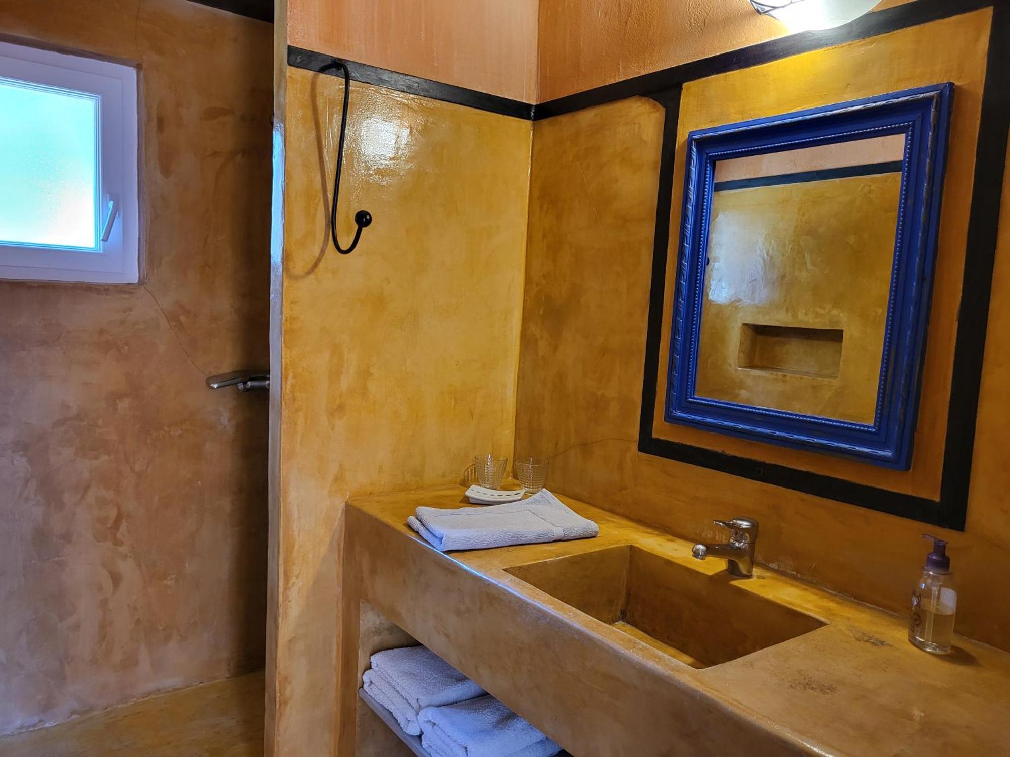 Studios Et Gite La Sauvasse Vagnas Zimmer foto